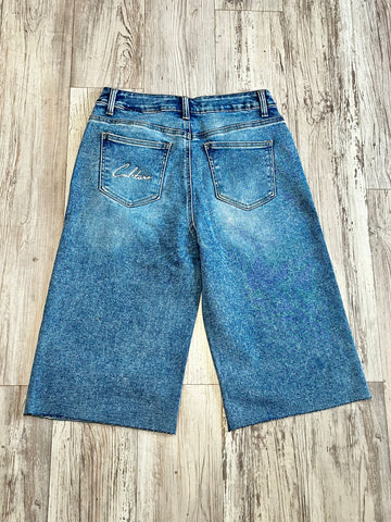 Medium Wash Distressed Denim Jorts(W)
